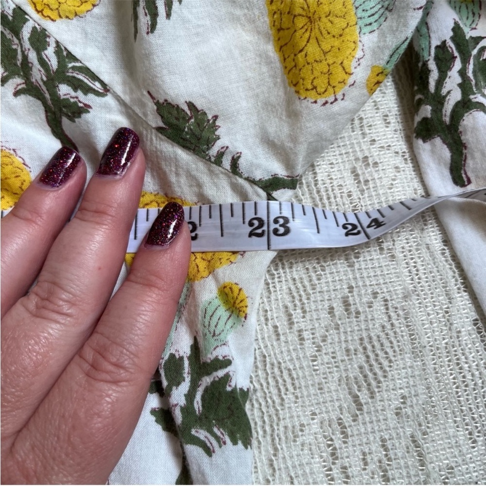 Aish Salina oversized floral vneck top - Picture 7 of 9